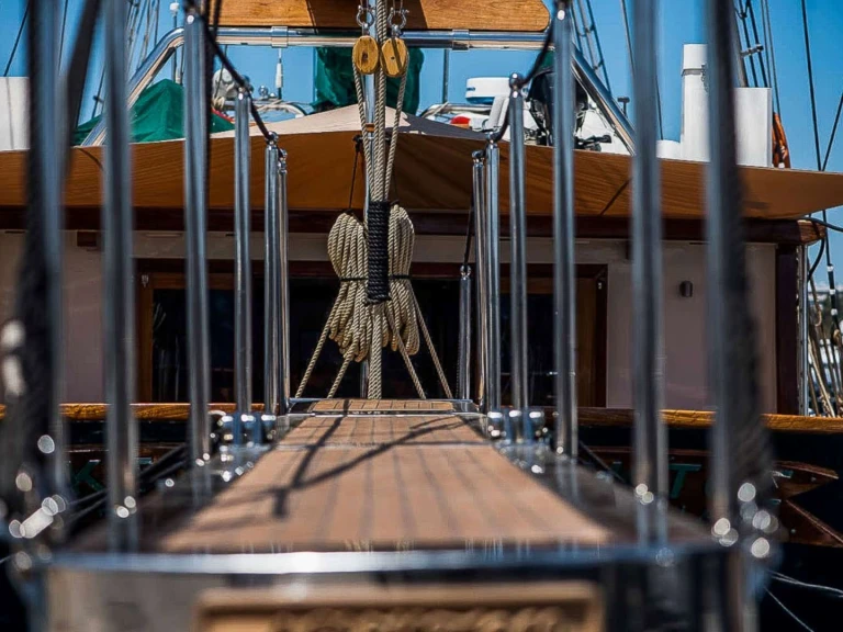 Pronajmout Jachta se skipperem či ne Custom Gulet-Motor Sailor v Atény