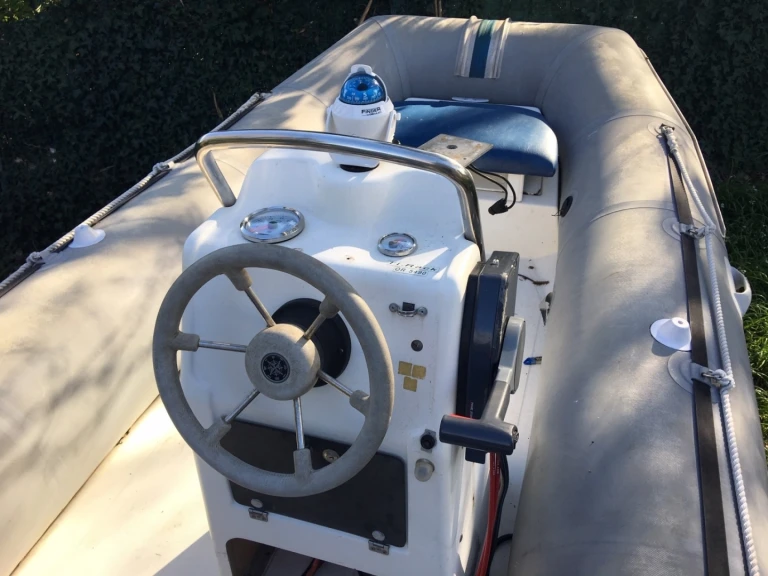 Pronájem jachty v Bénodet -Bombard Explorer 485 FB na Samboatu