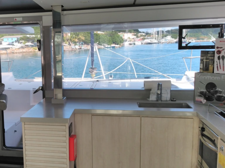 Pronájem lodi Leopard Catamarans / Robertson & Caine Leopard 45 v Parish of Saint George na Samboatu