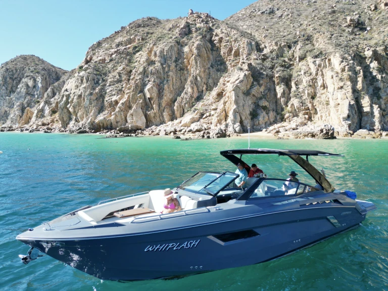 Pronájem Motorová loď v Cabo San Lucas -Cruisers 350 Sundancer