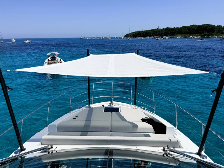 Pronajmout si Azimut Azimut 50 Fly v Golfe-Juan