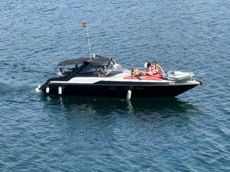 Sunseeker Tomahawk 37 jednotlivci a charterové společnosti v Vigo