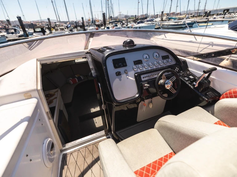 Pronájem lodi Sunseeker Tomahawk 37 v Vigo na Samboatu