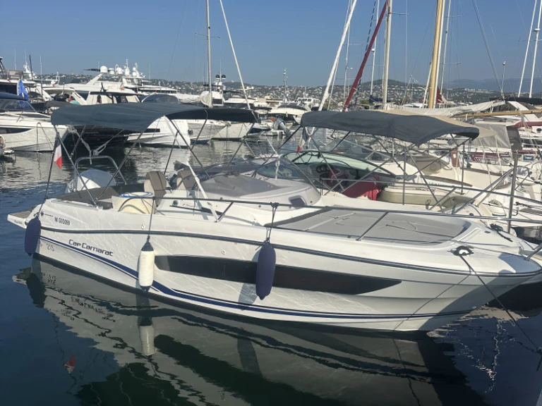 Motorová loď k pronájmu v Antibes za nejlepší cenu