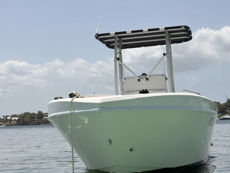 Pronájem jachty v Le Gosier -Forboat 23' na Samboatu