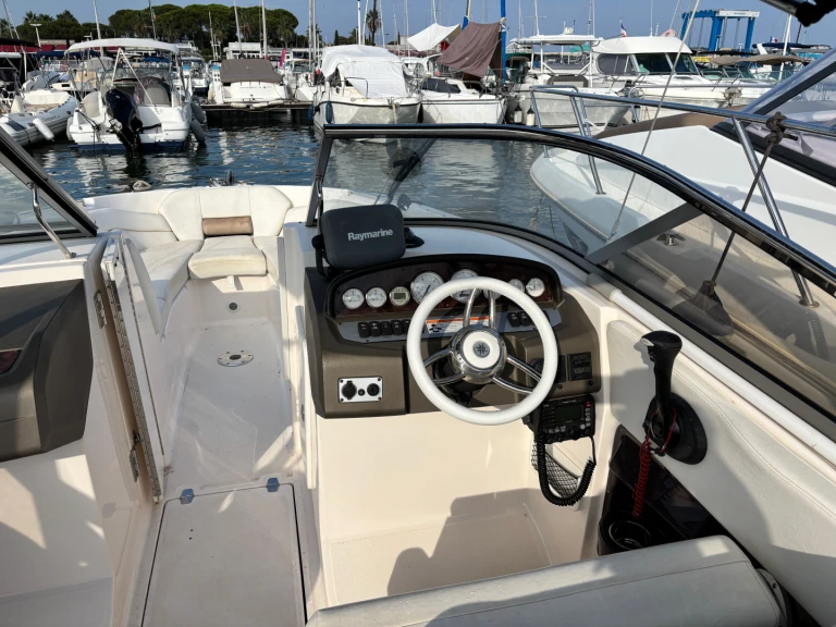 Pronajmout Motorová loď se skipperem či ne Régal v Golfe-Juan