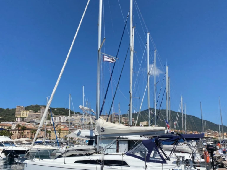 Pronájem lodi Bénéteau Oceanis 30.1 v Ajaccio na Samboatu