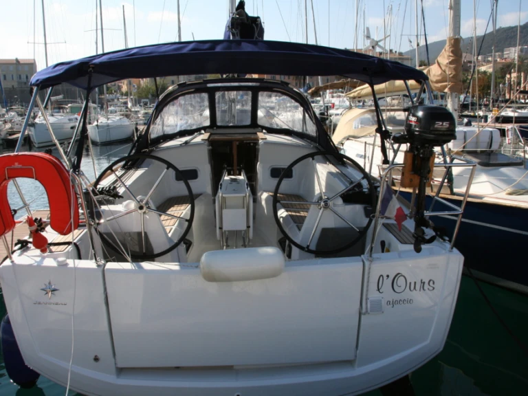 Pronájem jachty v Ajaccio -Jeanneau Sun Odyssey 349 na Samboatu