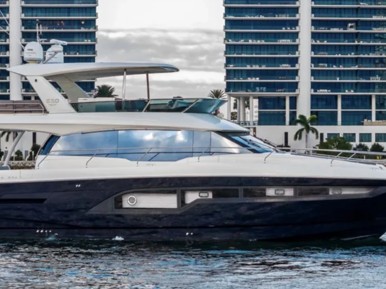 Pronájem jachty v Miami Beach -Prestige 630 Flybridge na Samboatu