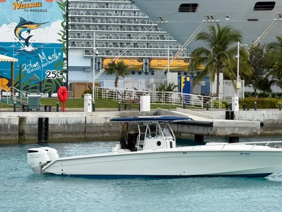 Pronájem lodi Marlago 35 Open Fisherman v Nassau na Samboatu