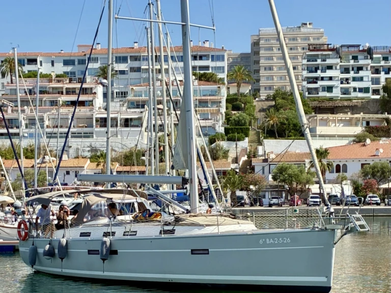 Pronájem lodi Sitges lákavé ceny Bavaria 45 Cruiser