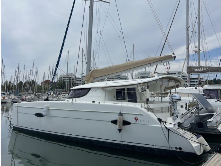 Pronajmout si Fountaine Pajot Lipari 41 v Canet-en-Roussillon