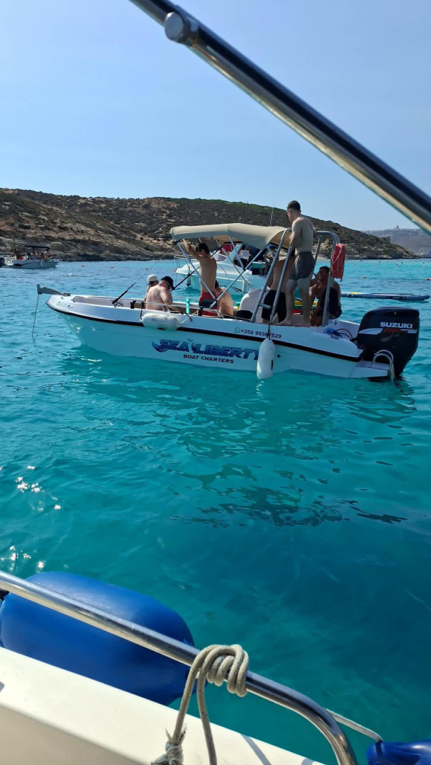 Pronajmout Motorová loď se skipperem či ne Buccaneer v Gozo