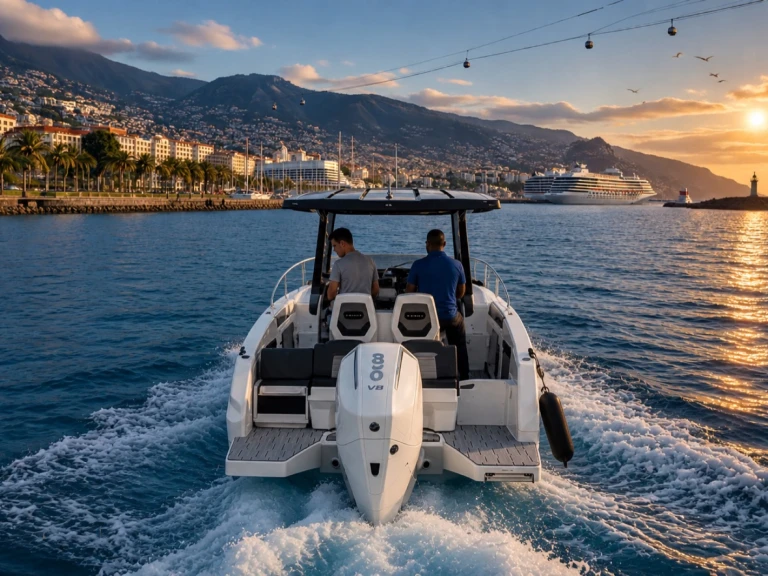 Pronájem lodi Karnic R8S v Porto do Funchal na Samboatu