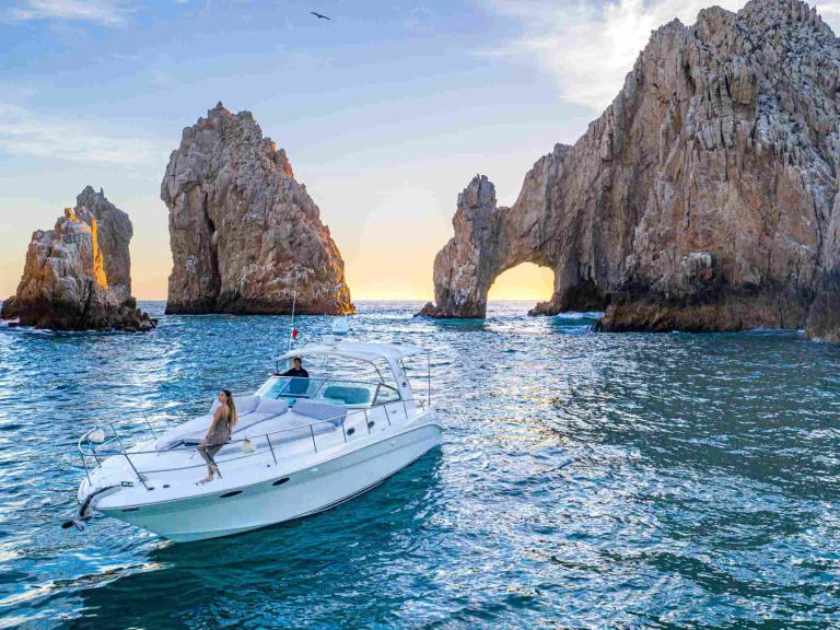 Pronajmout si Sea Ray Sea Ray 420 Sundancer v Cabo San Lucas