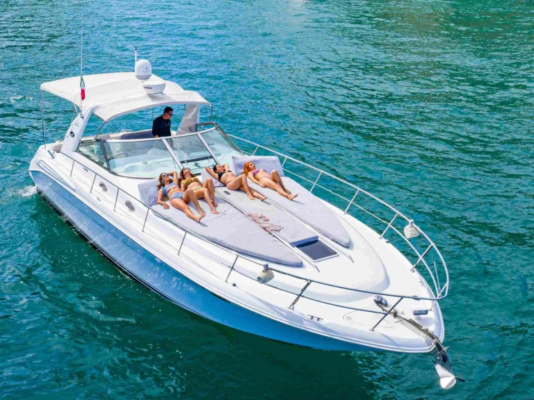 Pronájem lodi Cabo San Lucas lákavé ceny Sea Ray 420 Sundancer