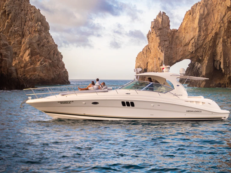 Pronajmout Motorová loď se skipperem či ne Sea Ray v Cabo San Lucas