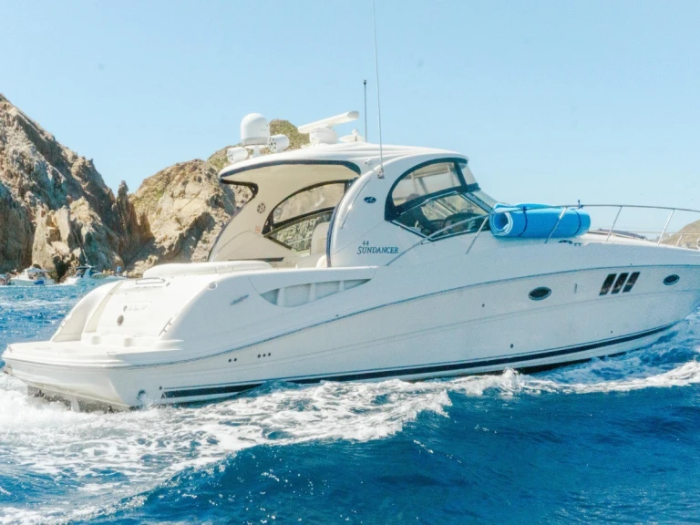Pronájem lodi Sea Ray Sea Ray 455 Sundancer v Cabo San Lucas na Samboatu