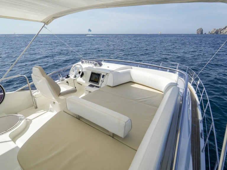 Pronajmout Motorová loď se skipperem či ne Azimut v Cabo San Lucas