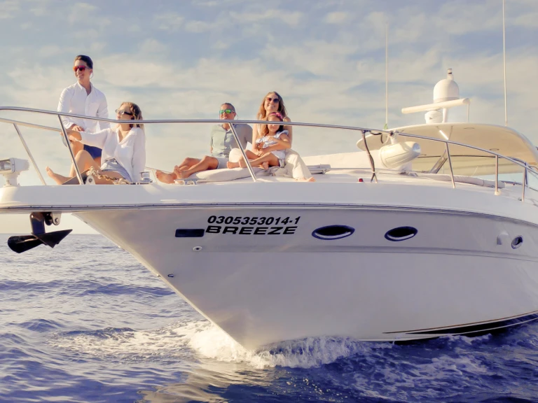 Pronájem lodi Cabo San Lucas lákavé ceny Sea Ray 460 Sundancer