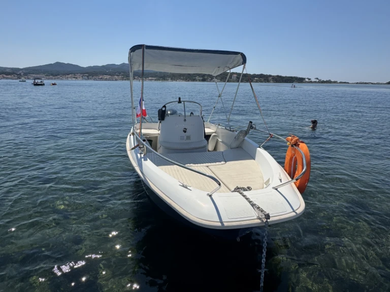 Pronájem lodi Bénéteau Flyer 500 v Six-Fours-les-Plages na Samboatu