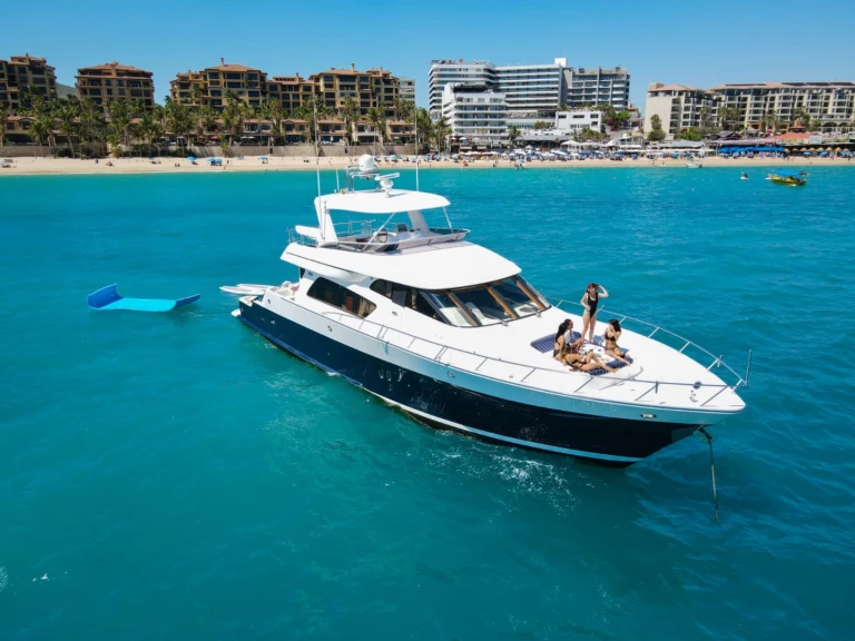 Pronájem Jachta v Cabo San Lucas -Mckinna 70 pilothouse