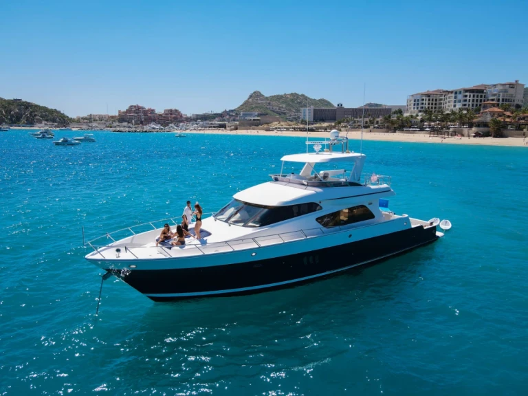 Pronájem Jachta v Cabo San Lucas -Mckinna 70 pilothouse