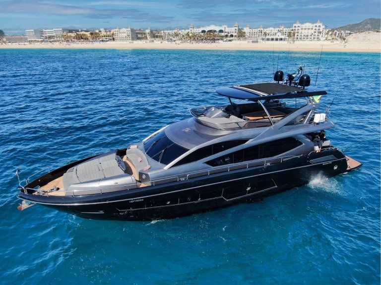 Sunseeker Manhattan 80 jednotlivci a charterové společnosti v Cabo San Lucas