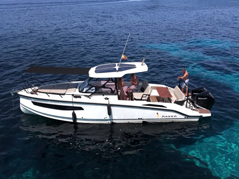 Pronájem lodi Quicksilver Navan S30 v Santa Eularia des Riu na Samboatu
