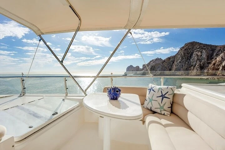 Pronajmout si Ferretti Ferretti 800 v Cabo San Lucas
