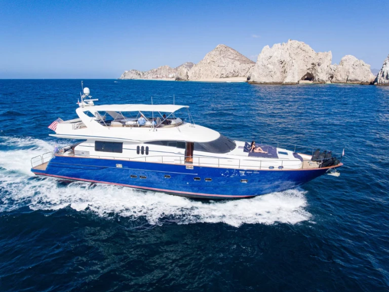 Pronájem jachty v Cabo San Lucas -Viking Yachts 85 Motor Yacht na Samboatu