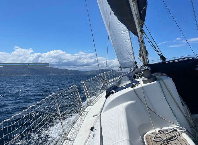 Pronajmout si Poncin Yachts Harmony 42 Elegance v Fort-de-France