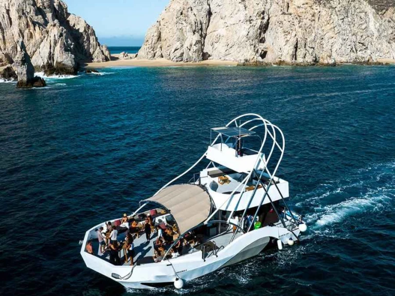 Pronájem lodi Cabo San Lucas lákavé ceny Luxury Motor Yacht