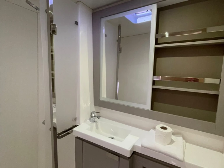 Pronájem lodi Fountaine Pajot Elba 45 v Olbia na Samboatu