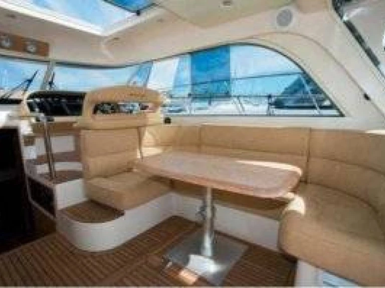 Pronájem Motorová loď v Marseille -Arcoa Mystic 44