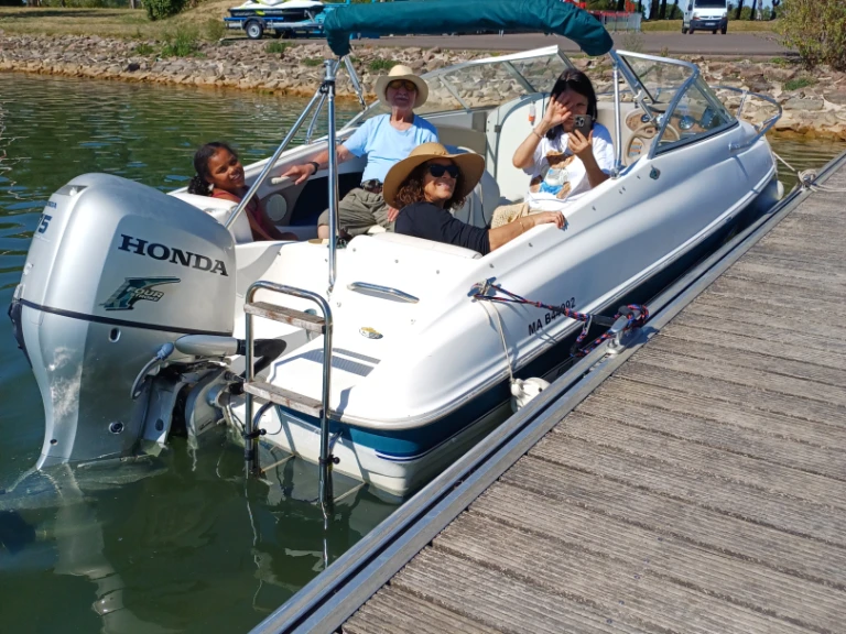 Pronájem lodi Bayliner Bayliner 1802 Capri Cuddy v Dienville na Samboatu