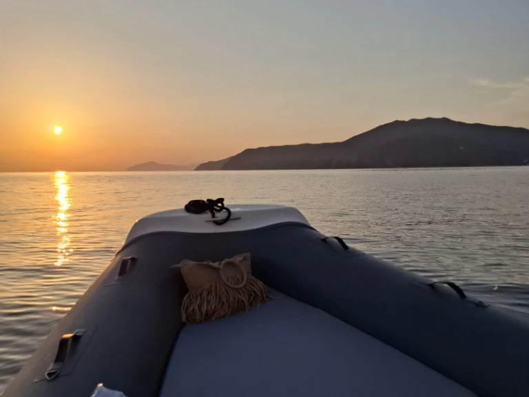 Pronájem lodi Deiva Marina lákavé ceny Nautica Led 540 GS