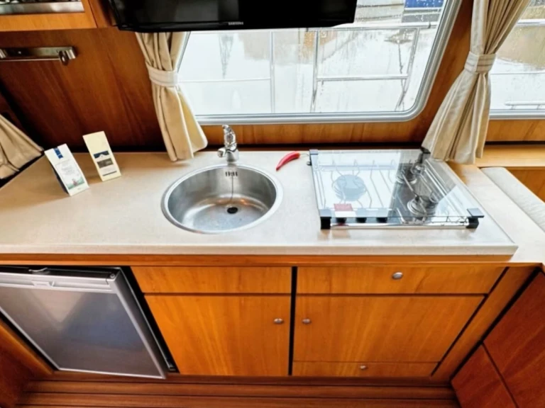 Pronájem lodi Linssen Grand Sturdy 40.9 Sedan v Rheinsberg na Samboatu