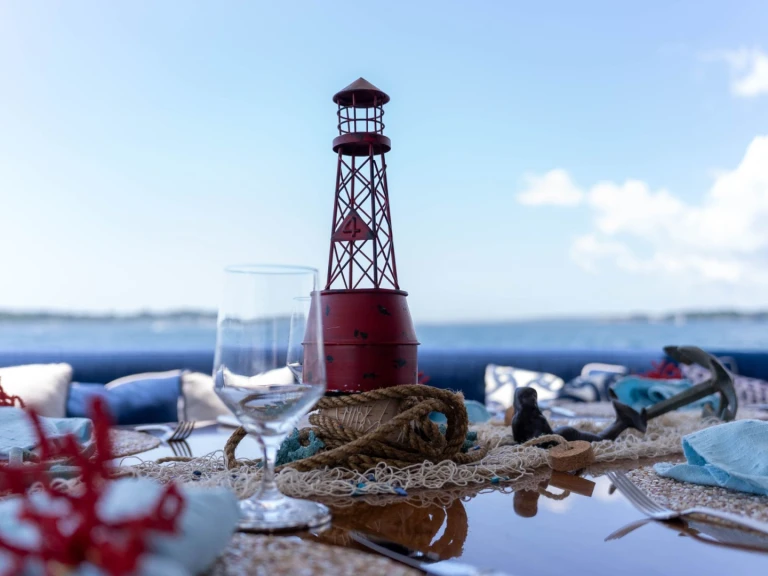 Pronájem lodi Fort Lauderdale lákavé ceny TANZANITE