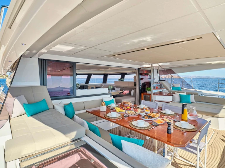 Pronájem jachty v Atény -Fountaine Pajot SUNMOON na Samboatu