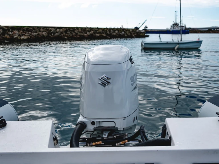 Pronajmout si Searib's SR 760 PRO v Arzon