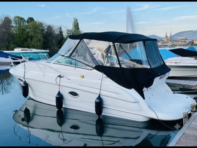 Motorová loď k pronájmu v Genève (City) za nejlepší cenu