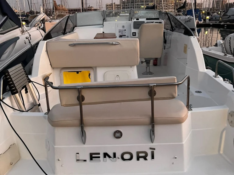Pronájem Motorová loď v Provincia di Rimini -Bayliner Bayliner 2650 Cierra
