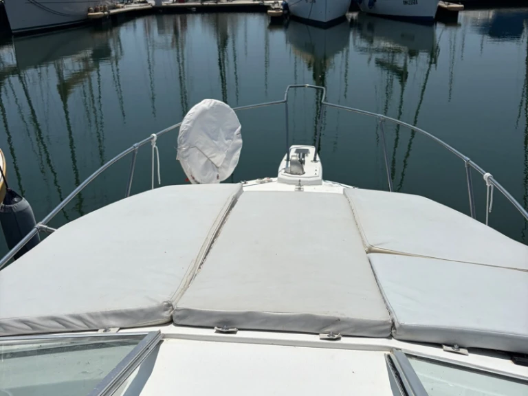 Pronajmout Motorová loď se skipperem či ne Bayliner v Provincia di Rimini