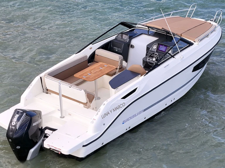 Pronájem lodi Quicksilver Activ 755 Cruiser v Hyeres na Samboatu