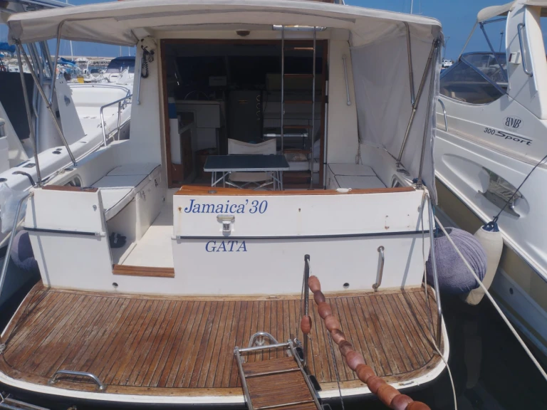 Pronajmout Motorová loď se skipperem či ne Gibert Marine v Trabia