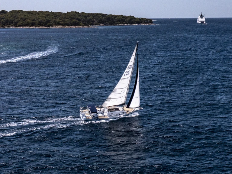 Pronájem lodi Val Val 35 v Hvar  na Samboatu