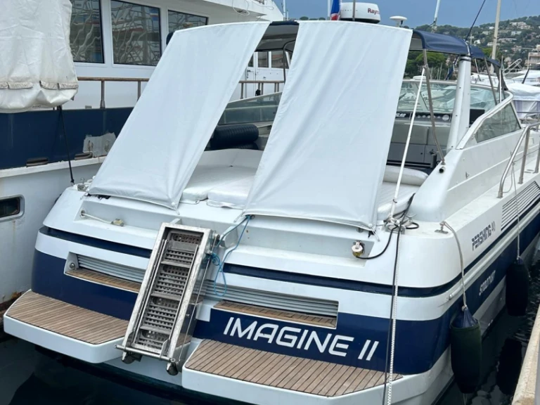 Motorová loď k pronájmu v Golfe-Juan za nejlepší cenu