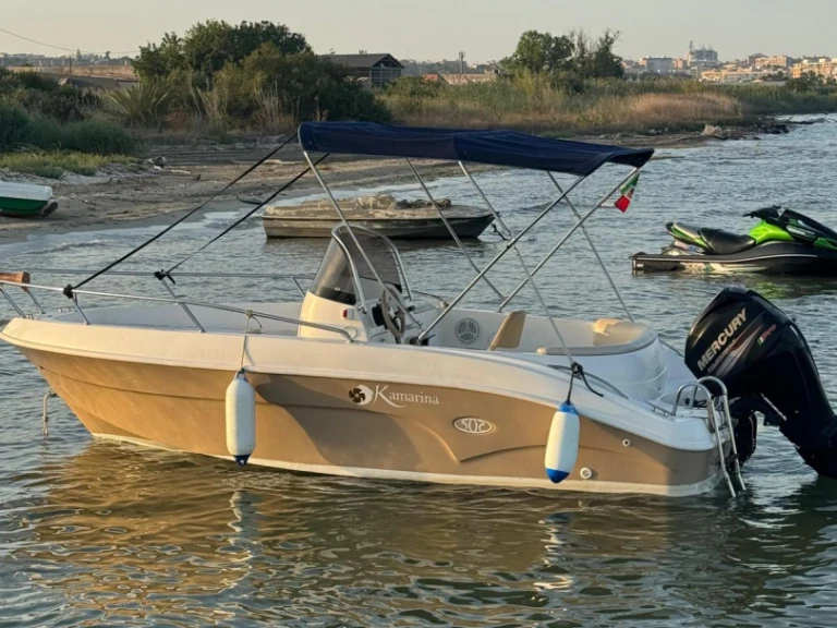 Pronájem Motorová loď v Siracusa -Kamarina 505 Open