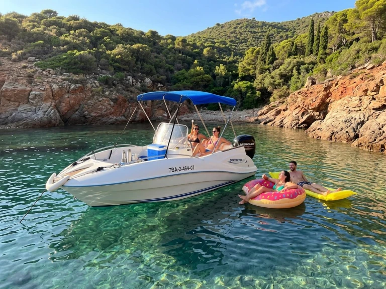 Pronájem lodi Cambrils lákavé ceny Quicksilver 505 Commander